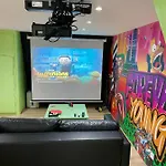 Capsule Forever Young - Jacuzzi - Sauna - Billard - Arcade De Jeux - Netflix & Cinema - Ping Pong *