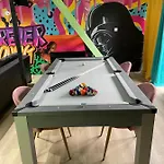 Capsule Forever Young - Jacuzzi - Sauna - Billard - Arcade De Jeux - Netflix & Cinema - Ping Pong Semesterbostad