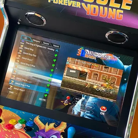Capsule Forever Young - Jacuzzi - Sauna - Billard - Arcade De Jeux - Netflix & Cinema - Ping Pong Vakantiehuis Hastiere-par-dela