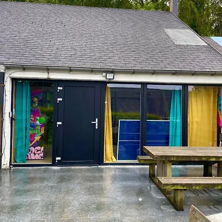 Capsule Forever Young - Jacuzzi - Sauna - Billard - Arcade De Jeux - Netflix & Cinema - Ping Pong