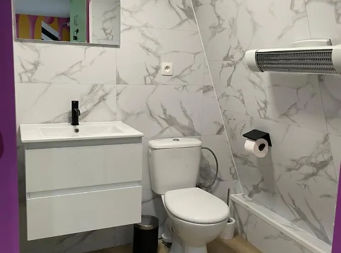 Capsule Forever Young - Jacuzzi - Sauna - Billard - Arcade De Jeux - Netflix & Cinema - Ping Pong *