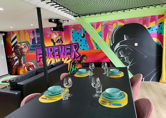 Vakantiehuis Capsule Forever Young - Jacuzzi - Sauna - Billard - Arcade De Jeux - Netflix & Cinema - Ping Pong *
