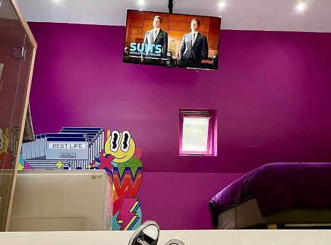 Capsule Forever Young - Jacuzzi - Sauna - Billard - Arcade De Jeux - Netflix & Cinema - Ping Pong Ferienhaus *