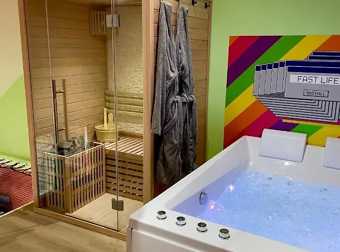 Capsule Forever Young - Jacuzzi - Sauna - Billard - Arcade De Jeux - Netflix & Cinema - Ping Pong Hastiere-par-dela