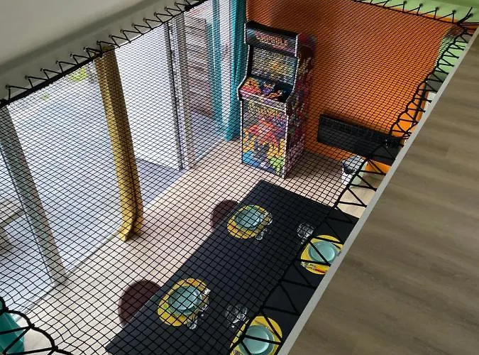 Capsule Forever Young - Jacuzzi - Sauna - Billard - Arcade De Jeux - Netflix & Cinema - Ping Pong Ferienhaus