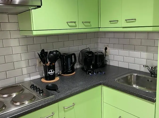 Capsule Forever Young - Jacuzzi - Sauna - Billard - Arcade De Jeux - Netflix & Cinema - Ping Pong *